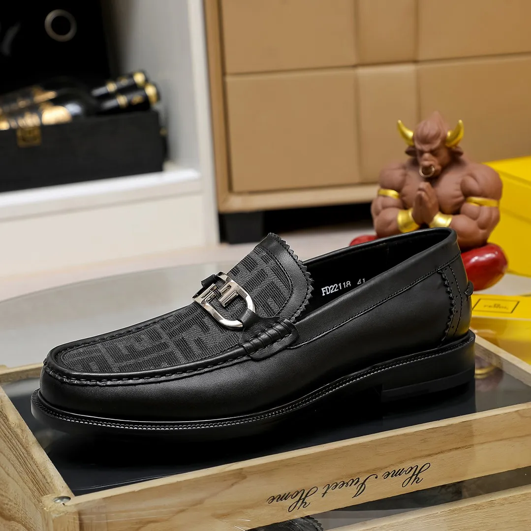 Men's shoes💰440 🕷🕷【FENDI】The latest men's formal leather shoes🇨🇳Classic series not to be missed💯The first layer is made of imported first-layer cowhide☘Original quality, the leather is smooth and delicate🎋The version is awesome, the perfect streamlined outline🍇🐮Leather lining, 2 colors, size 38-45...